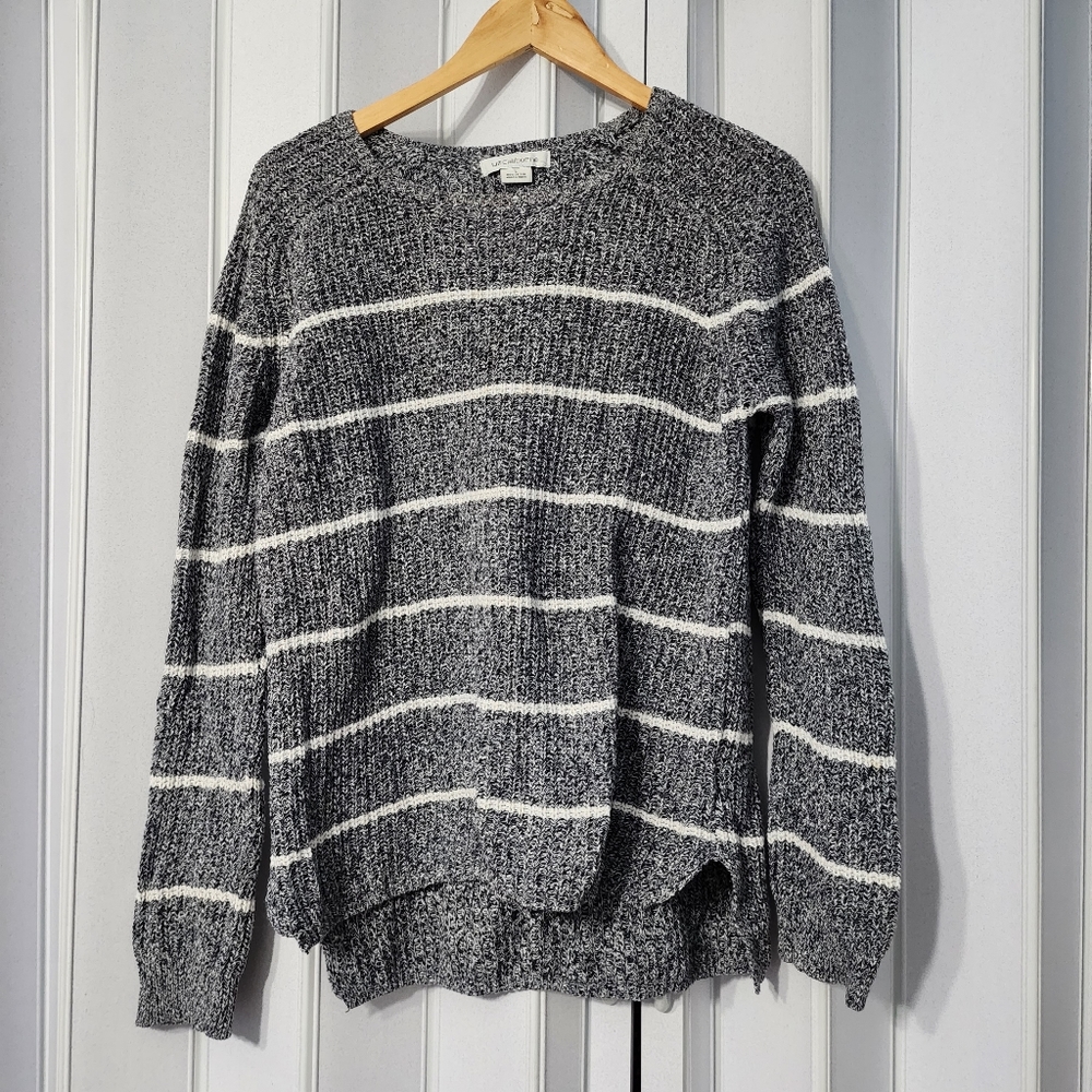 Liz Claiborne Heather Grey Sweater Large